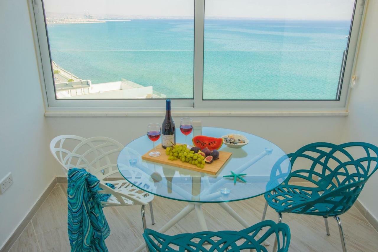 Luxury Penthouse 1Br-Seafront-Seasonal Pool-Central Larnaca Buitenkant foto